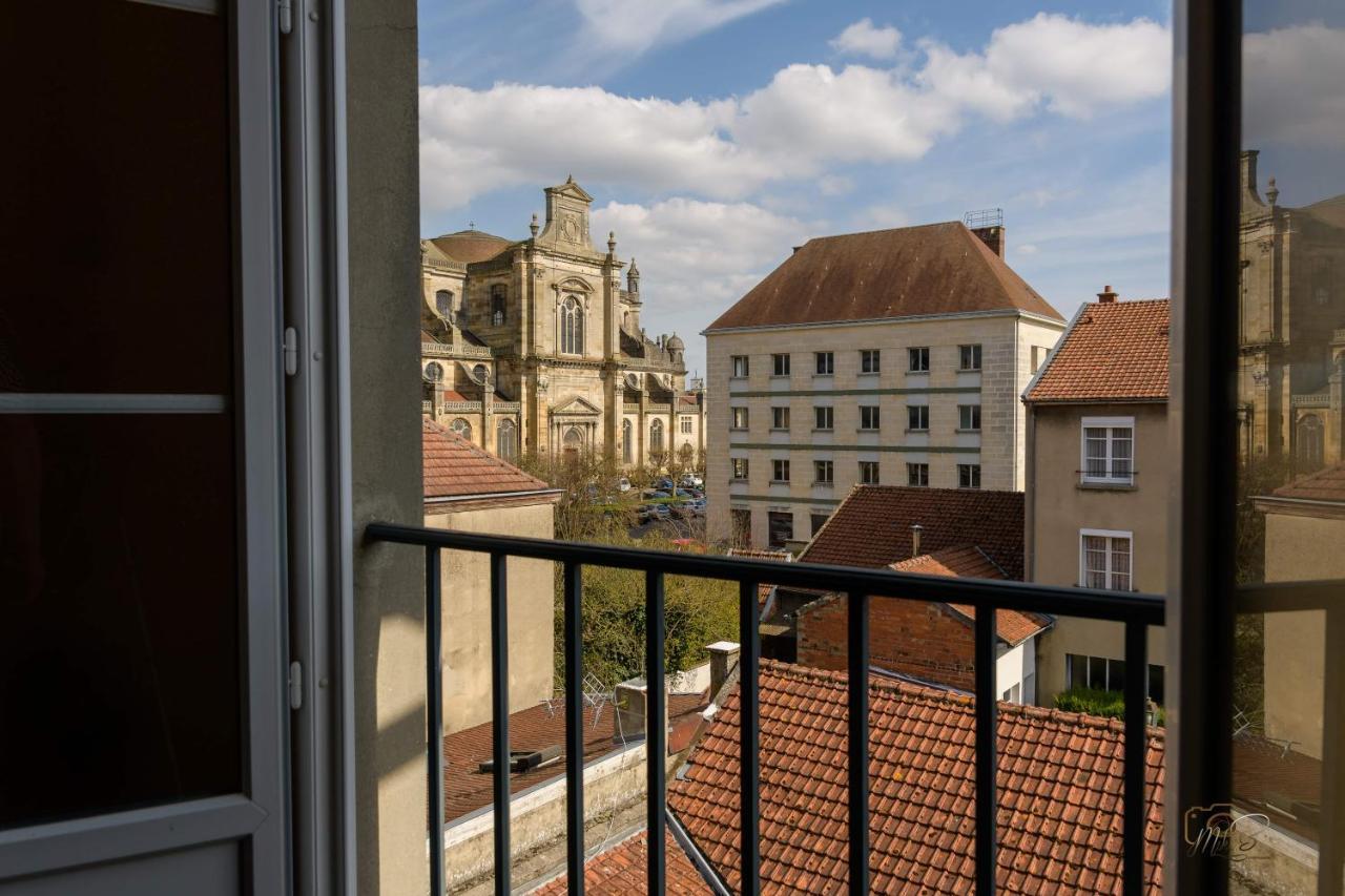 Hotel De La Cloche Sp Reims Exterior photo